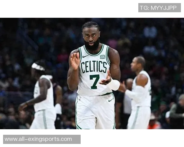 怀特谈杰伦布朗自我要求严格输球责任应由全队共同承担