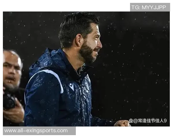 本杰明莫拉先生正式加盟武汉三镇担任一线队主教练开启新篇章